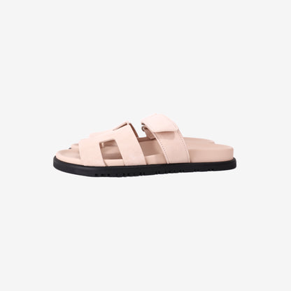 Hermès Chypre Sandals in Rose Porcelaine Suede (Size 38.5)