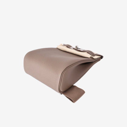 Hermès HAC à Dos 18 in Etoupe Togo Leather with Palladium Hardware