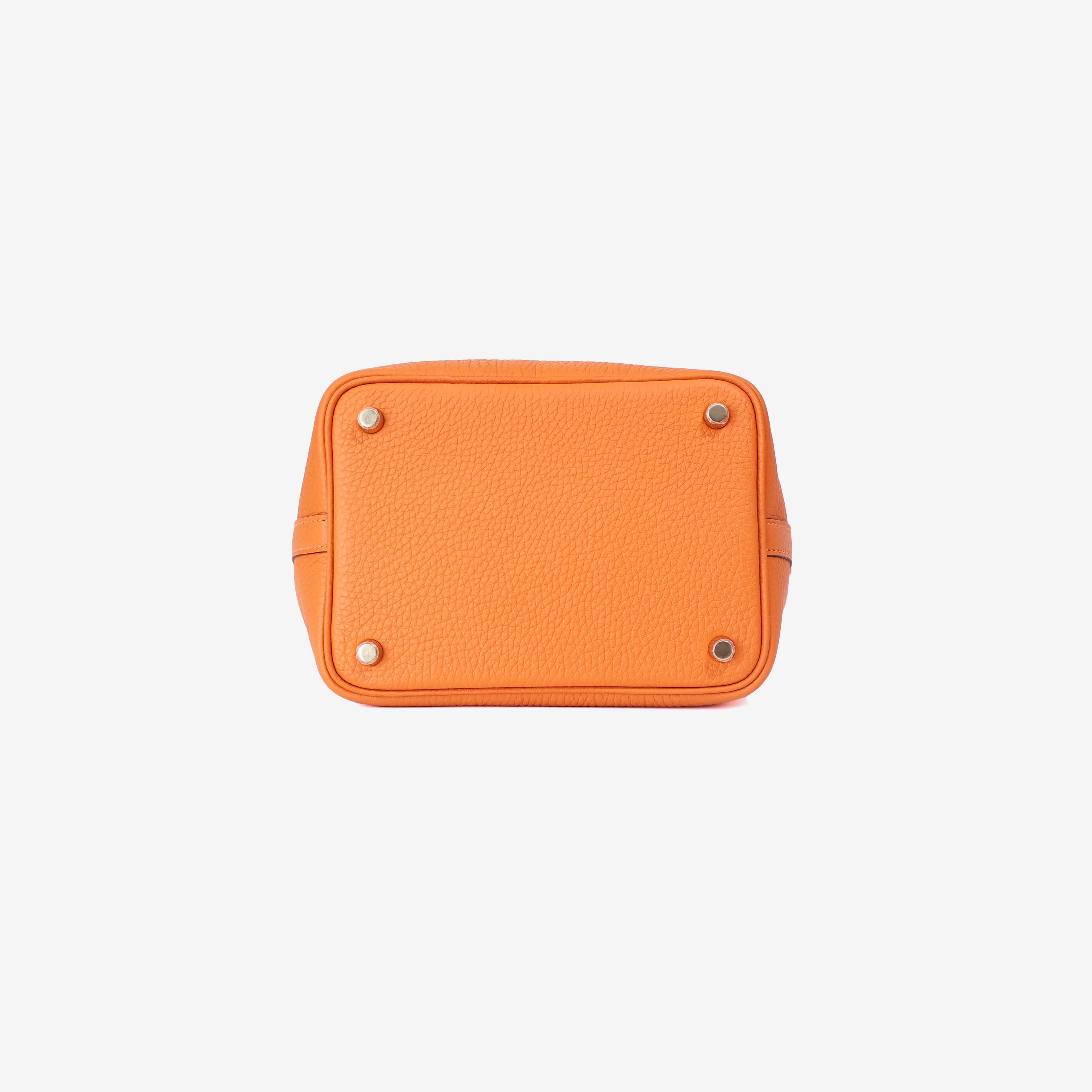 Hermès Picotin 18 Orange Clemence Leather with Gold Hardware bottom view