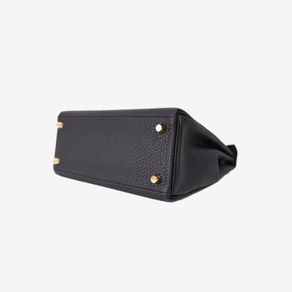 Hermès Kelly 25 in Noir Togo Leather with Gold Hardware (Contact to Enquire)