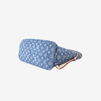 Louis Vuitton Neverfull MM Tote Bag in Blue Monogram Denim with Gold Hardware