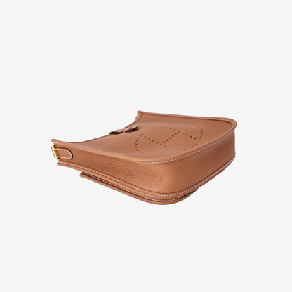 Hermès Evelyne 23 in Gold Clemence Leather with Gold Hardware