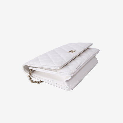 Chanel Wallet on Chain in White Caviar Leather with Gold Hardware