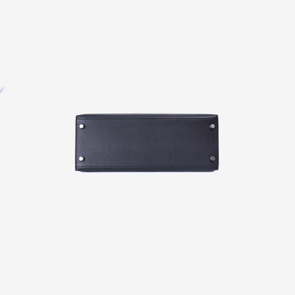 Hermès Kelly 28 in Noir Epsom Leather with Palladium Hardware bottom view