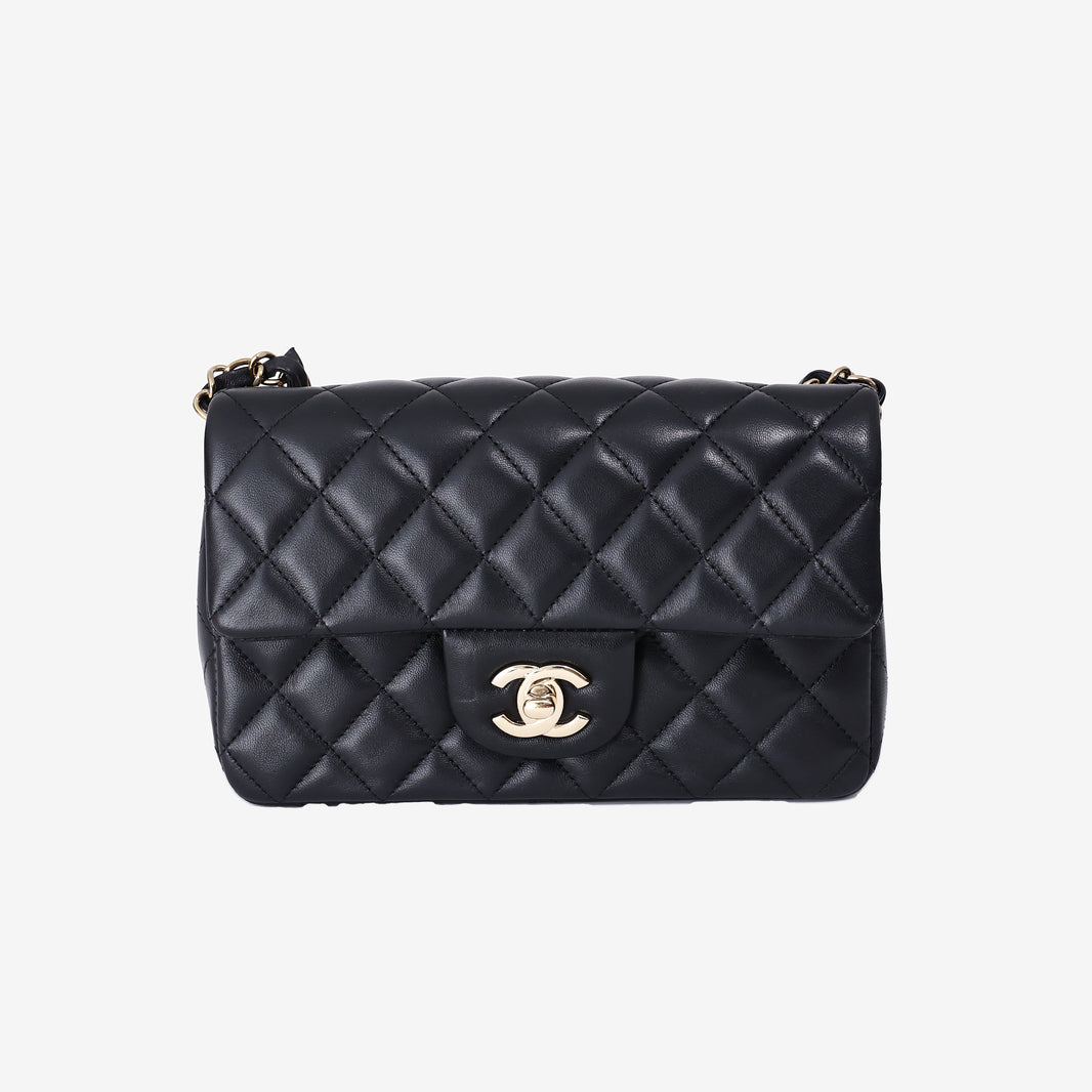 Chanel Classic Flap Mini in Black Lambskin Leather with Gold Hardware