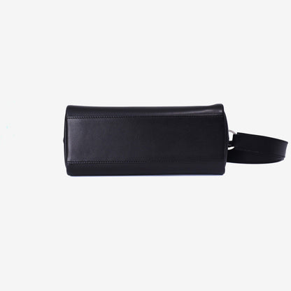 Hermès Kelly Messenger in Noir Evergrain Leather with Palladium Hardware bottom view