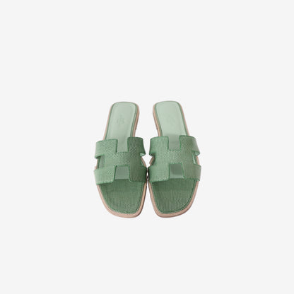 Hermès Oran Sandals in Vert Jade Lizard Leather (Size 38)