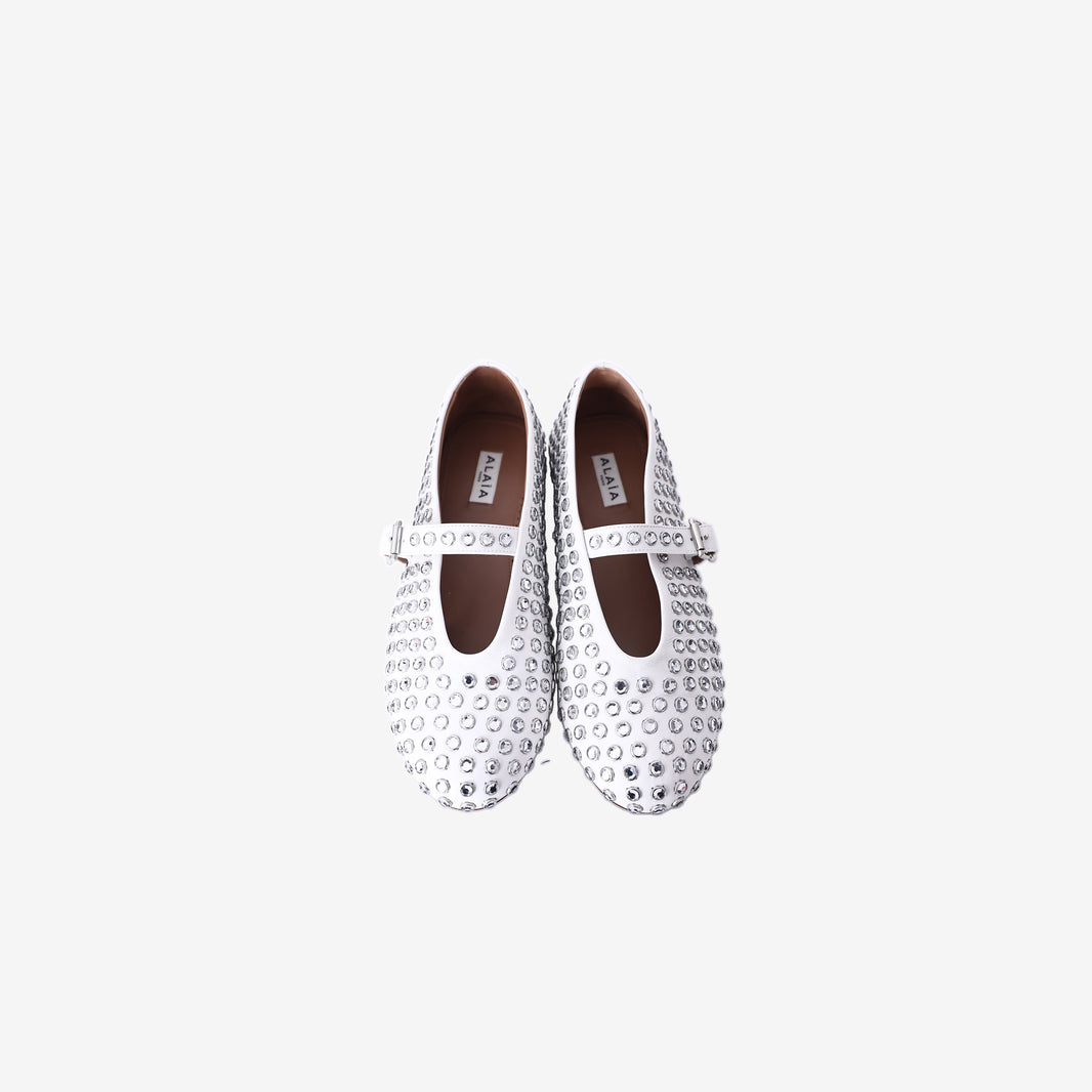 Alaïa Crystal-Embellished Buckle-Strap Ballet Flats in White Calf Leather (Size 39)