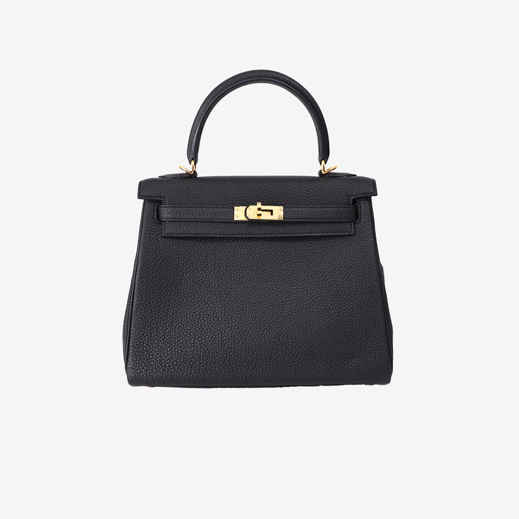 Hermès Kelly 25 in Noir Togo Leather with Gold Hardware (Contact to Enquire)