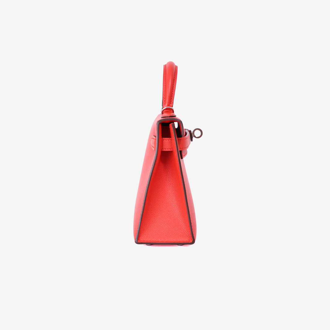 Hermès Mini Kelly 20 in Rouge Tomate Epsom Leather in Gold Hardware side view