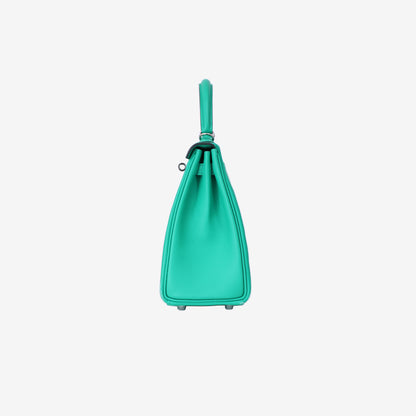 Hermès Kelly 25 in Vert Comics Swift Leather with Palladium Hardware side view