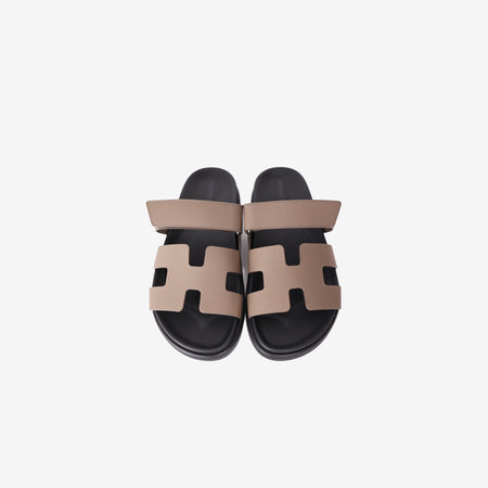 Hermès Chypre Sandals in Etoupe Epsom Leather (Sizes Available)