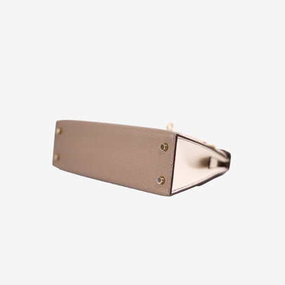 Hermès Mini Kelly 20 in Etoupe Chèvre Leather with Gold Hardware