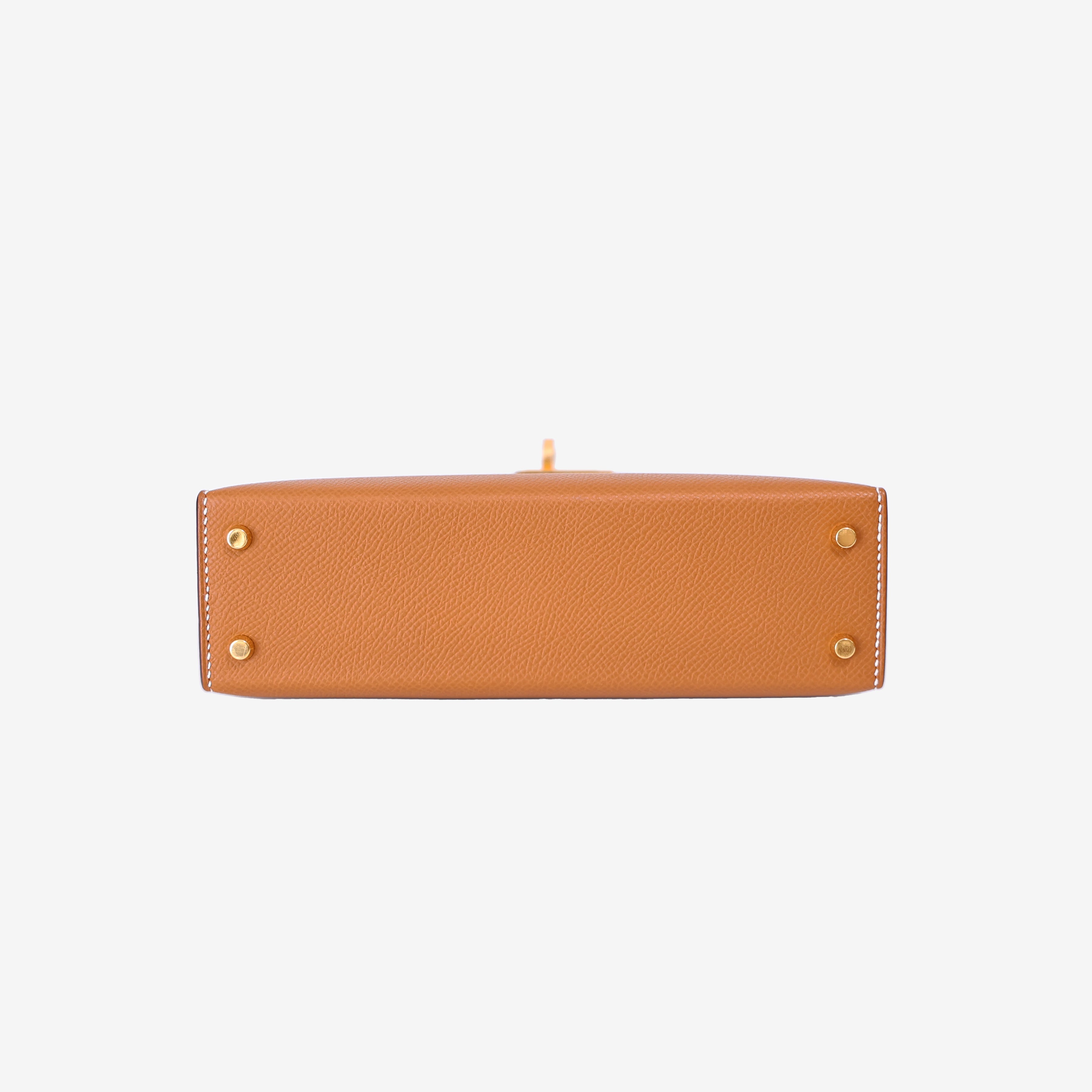 Hermès Mini Kelly 20 in Gold Epsom Leather with Gold Hardware bottom view
