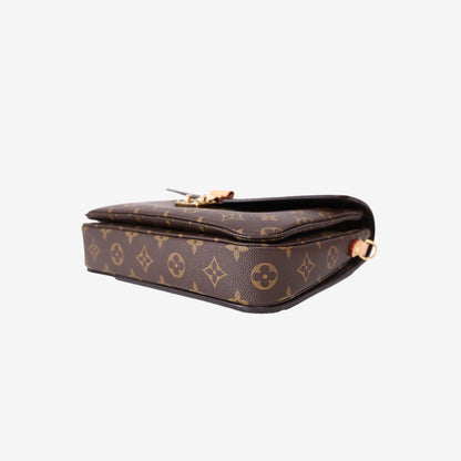 Louis Vuitton Pochette Métis Handbag in Monogram Canvas with Gold Hardware