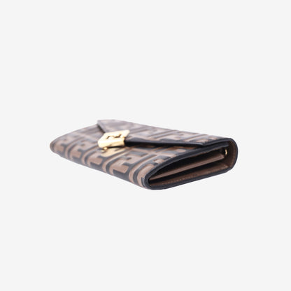 Fendi FF Diamonds Continental Wallet on Chain in Brown/Black Calfskin Leather with Gold Hardware