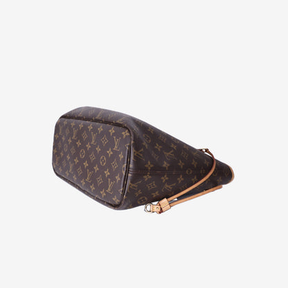 Louis Vuitton Neverfull MM in Monogram Coated Canvas with Gold Hardware