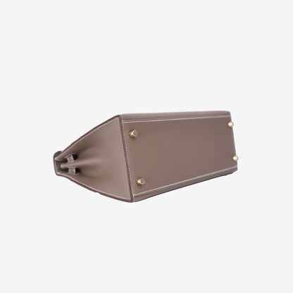 Hermès Kelly 28 in Etoupe Epsom Leather with Gold Hardware bottom side view