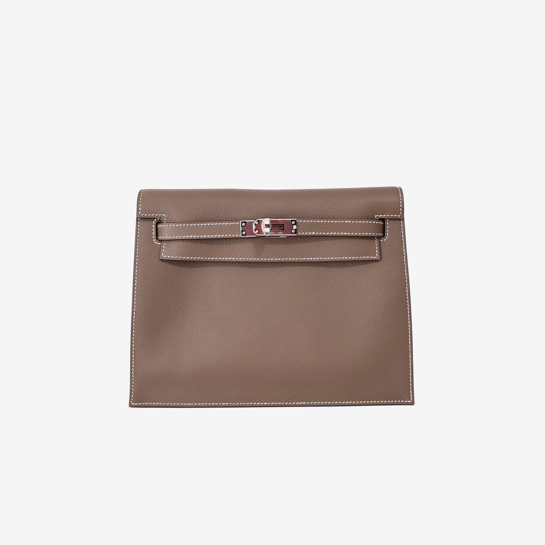 Hermès Kelly Danse in Étoupe Evercolor Leather with Palladium Hardware