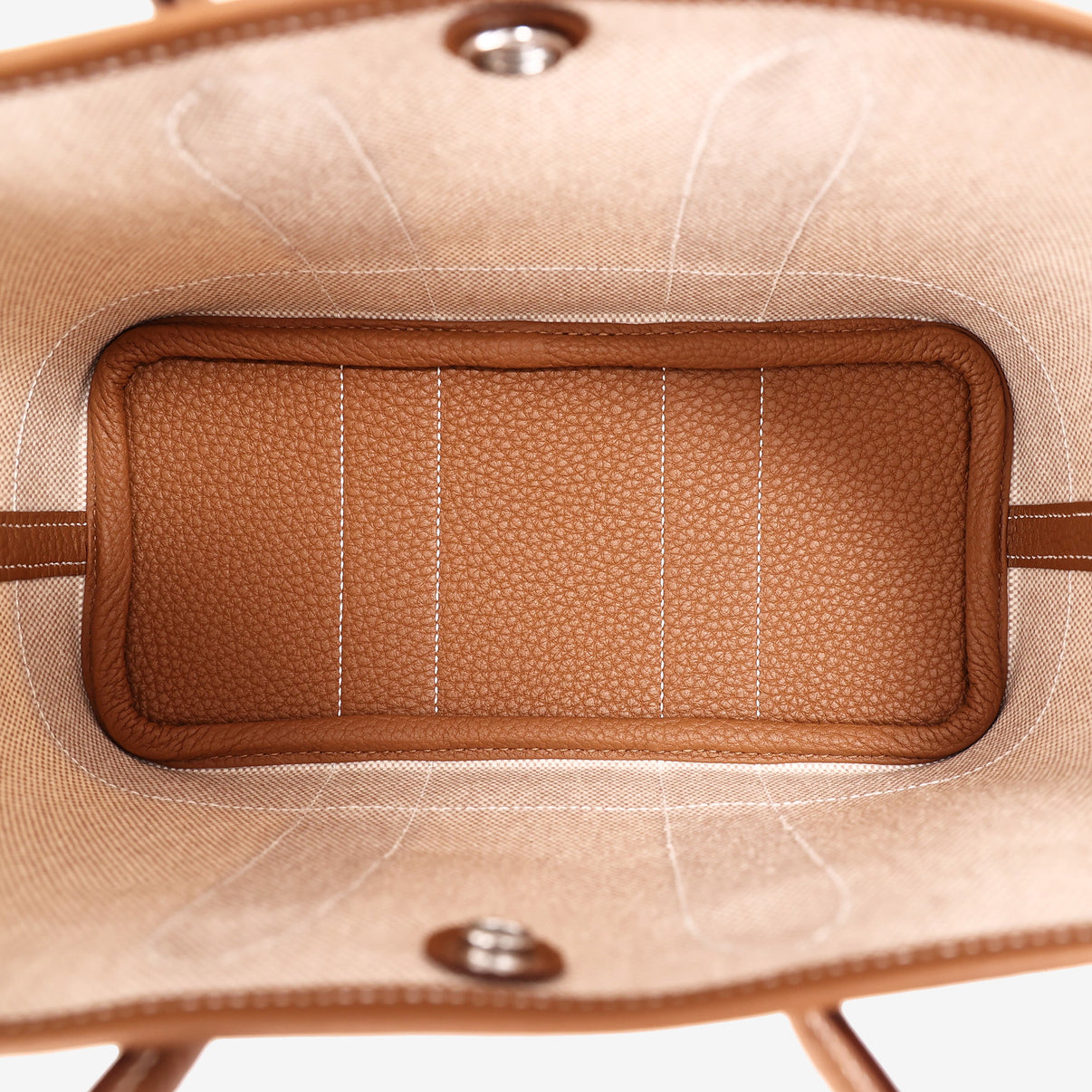 Hermès Neo Garden Party 23 Mini in Ecru, Beige and Ébène Negonda Leather and Canvas interior view