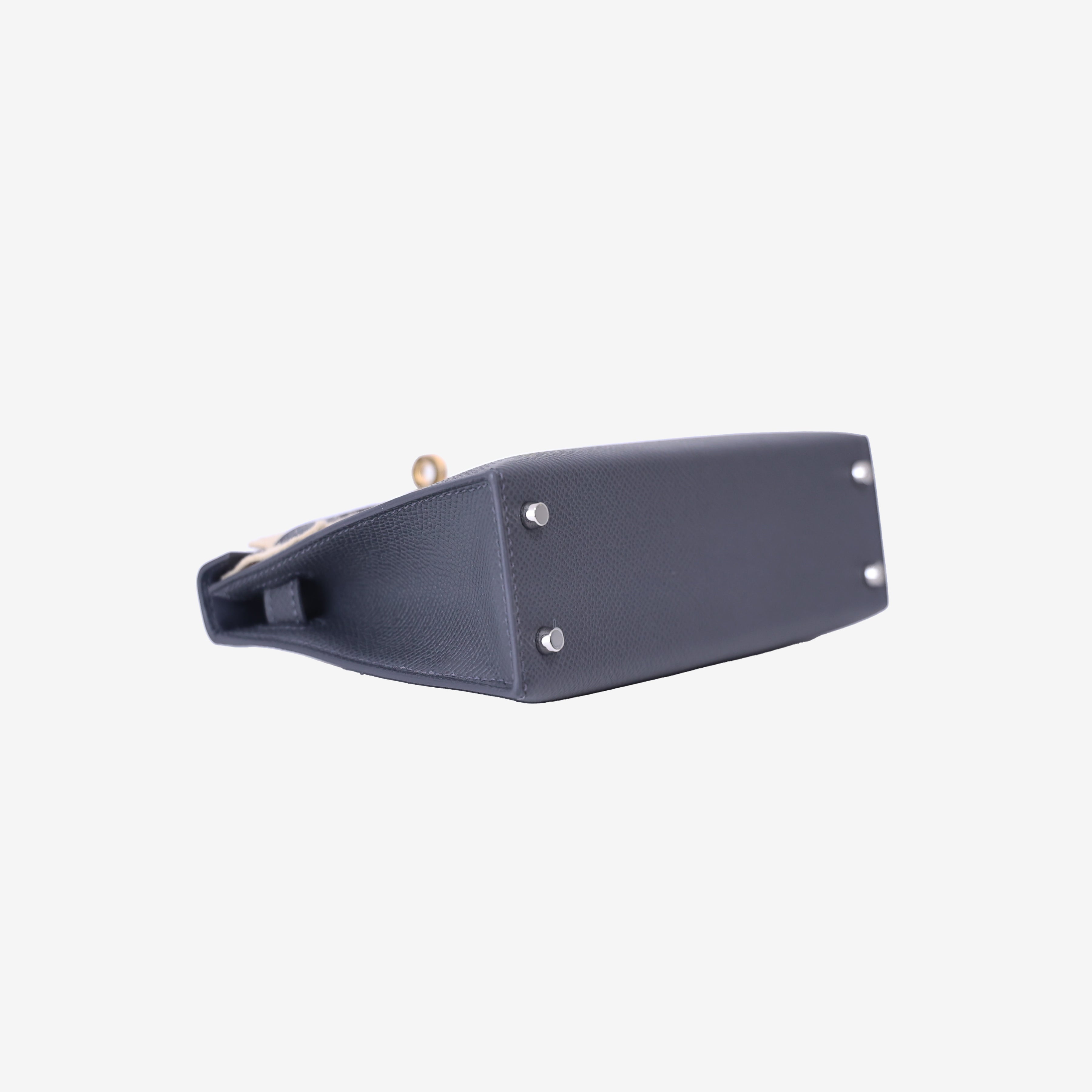 Hermès Mini Kelly 20 in Ardoise Epsom Leather Electrum Hardware bottom side view