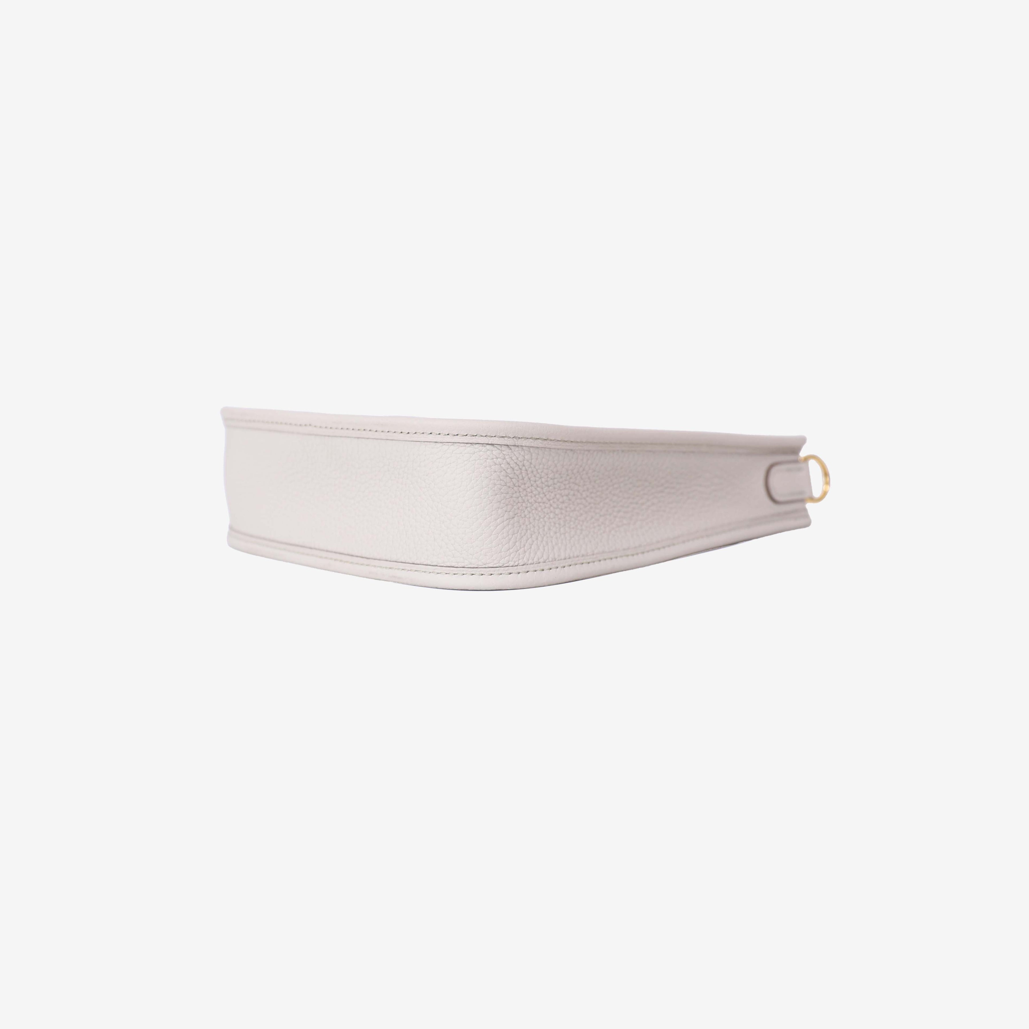 Hermès Evelyne 16 in Beton Clemence Leather with Gold Hardware bottom side view
