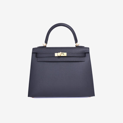 Hermès Kelly 25 in Noir Epsom Leather in Gold Hardware front view