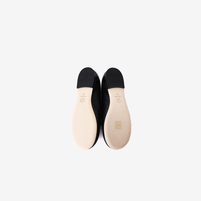 Chanel 2026 Coco Beach Cambon Black/White CC Logo Ballet Flats in Lambskin (Contact to Enquire)