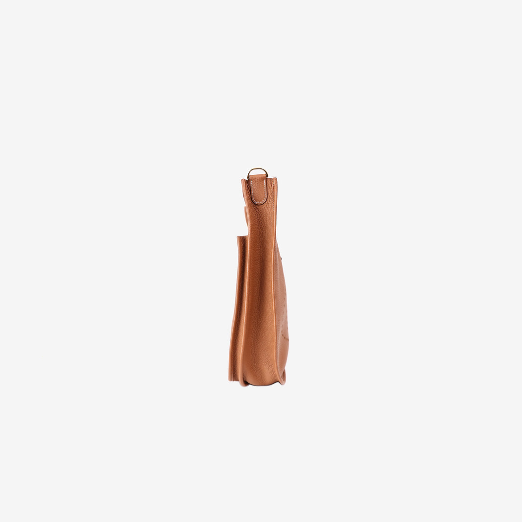Hermès Evelyne 33 in Gold Clemence Leather with Gold Hardware