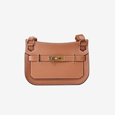 Hermès Jypsière in Gold Evercolor Leather with Gold Hardware front view