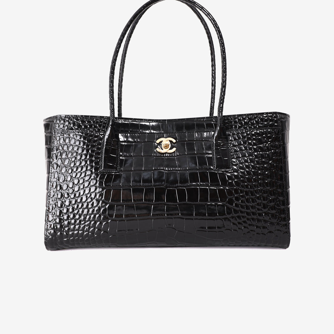 Chanel 26K Shopping Bag in Black Crocodile-Embossed Calfskin Leather with Gold Hardware