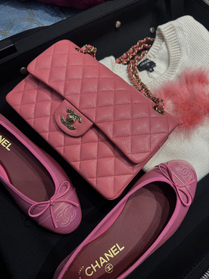 Chanel 26K Ballet Flats in Iridescent Pink Leather (Size 38)