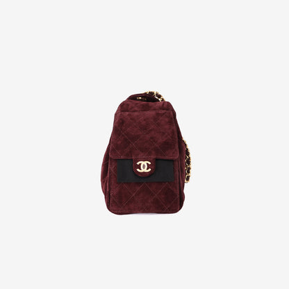 Chanel 26K 25 Hobo Bag Small in Burgundy Suede Calfskin Leather with Gold Hardware