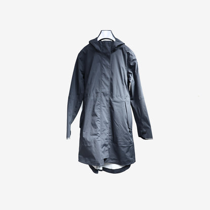 Canada Goose Waterproof Long Jacket in Black (Size L)