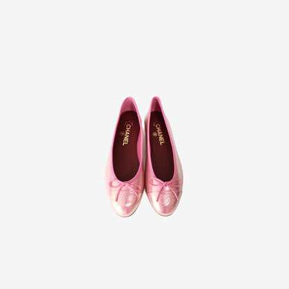 Chanel 26K Ballet Flats in Pink Turquoise Leather (Size 38)