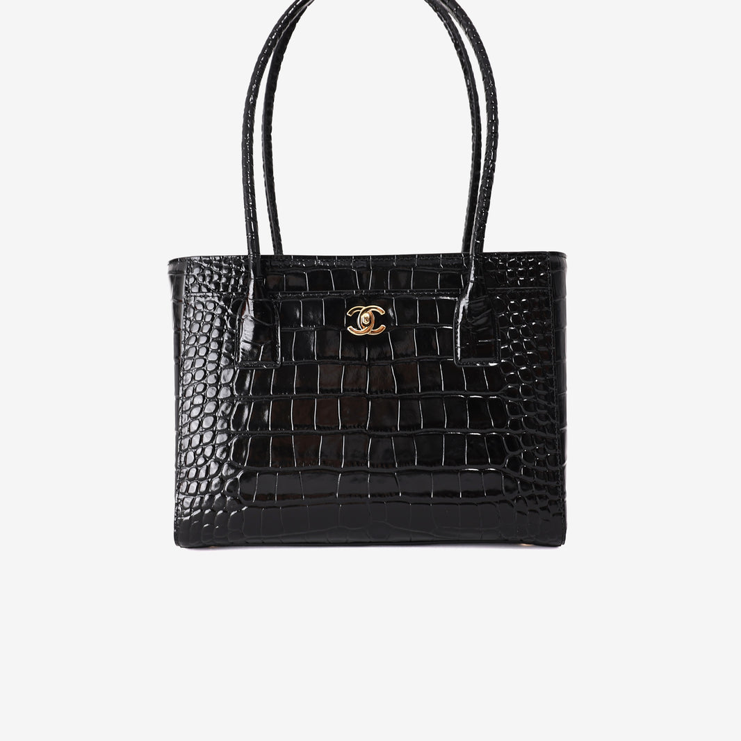 Chanel 26K Shopping Bag in Black Crocodile-Embossed Calfskin Leather with Gold Hardware