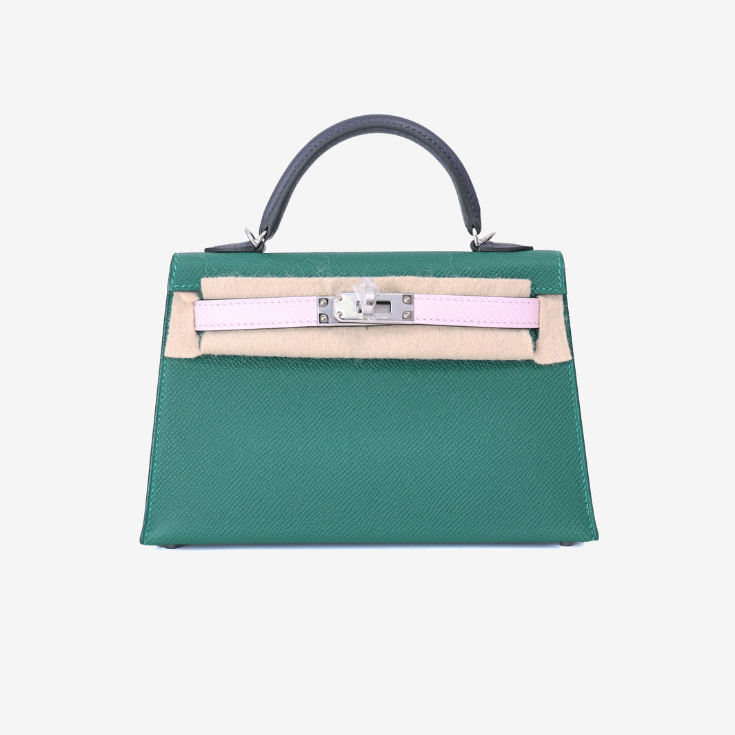 Hermès Mini Kelly 20 in Vert Moyen/Mauve Pale Epsom Leather with Palladium Hardware front view