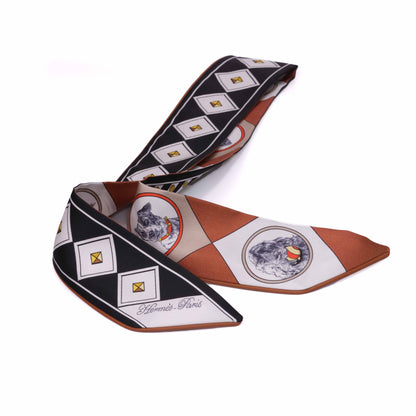 Hermès Colliers et Chiens Forever Twilly in Noir, Blanc and Caramel Silk with Leather Detail