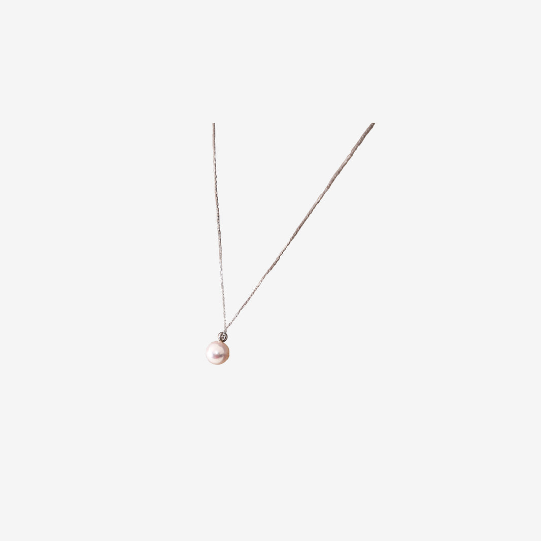 Akoya Pearl Necklace with 7.5–8 mm Pearls in 18K White Gold with 0.05 ct Diamonds